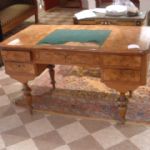 301 1141 WRITING DESK